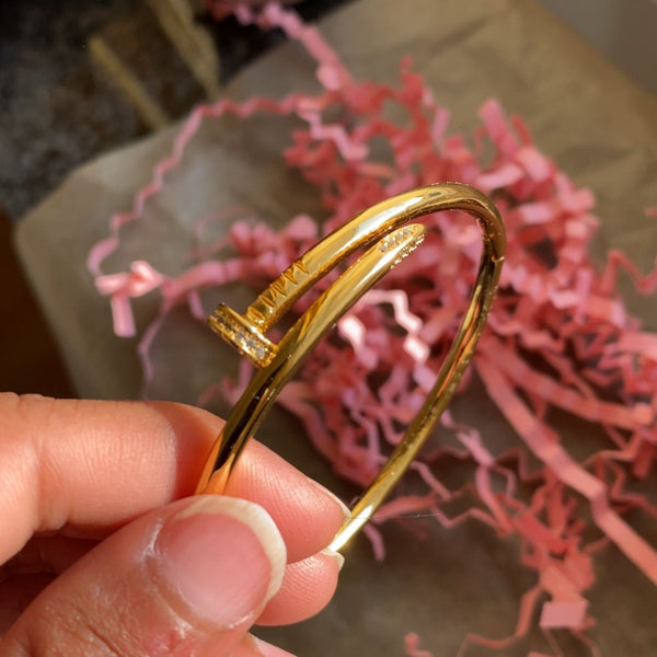 Charmig nail degin armband - Guld/silver/rose guld